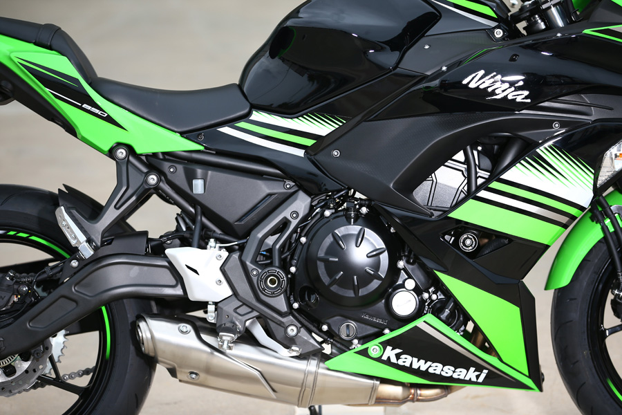 quad lock ninja 650