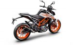 170596_KTM 390 DUKE White ABS Rear Right MY 2017