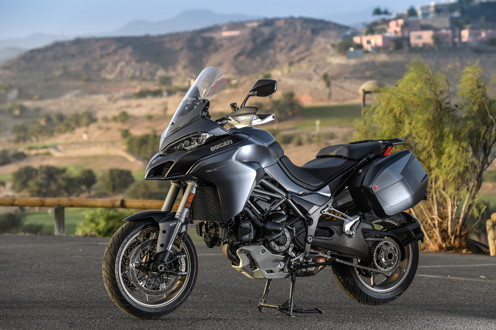 MULTISTRADA 1260 S STATIC 03