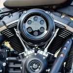 Harley-Davidson-Softail-Street-Bob-9