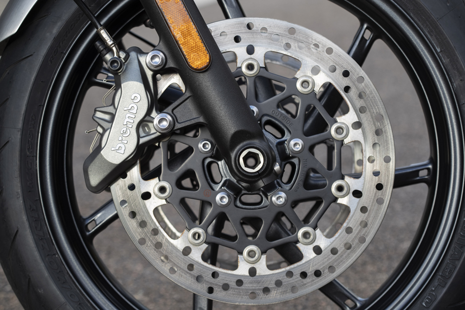 Speed Twin Calipers and Disk_001 - ZA Bikers / ZA Lifestyle