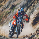 KTM 890 ADVENTURE R RALLY_Action Sam Sunderland