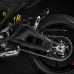 MY21_DUCATI_MONSTER _21__UC214690_High