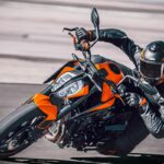 KTM 890 DUKE – Action (1) copy