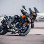 KTM 890 DUKE – Action (1) copy 3