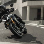 Speed-Triple-1200-RS—Hero-Riding-14