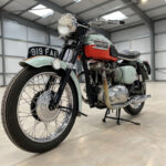 1959-Triumph-Bonneville-Heritage-07