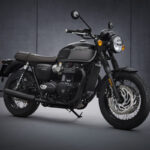 2021-Triumph-Bonneville-T120-Black-Hero-02