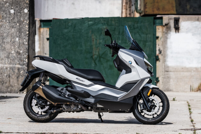 Скутер bmw c 400