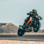 KTM 1290 SUPER DUKE RR Action-3