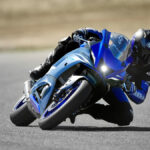 2022_YAM_YZF700R7_EU_DPBMC_ACT_004_03_preview