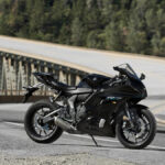 2022_YAM_YZF700R7_EU_YB_STA_002_03_preview