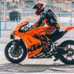 392426_MY22_ KTM RC 8C_ Static_ Mika Kallio