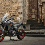 MY22_Ducati_Multistrada_V2S_Grey_DYN _119__UC338670_High