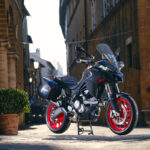 MY22_Ducati_Multistrada_V2S_Grey_DYN _98__UC338697_High