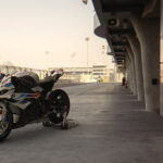 P90479749_highRes_the-new-bmw-s-1000-r