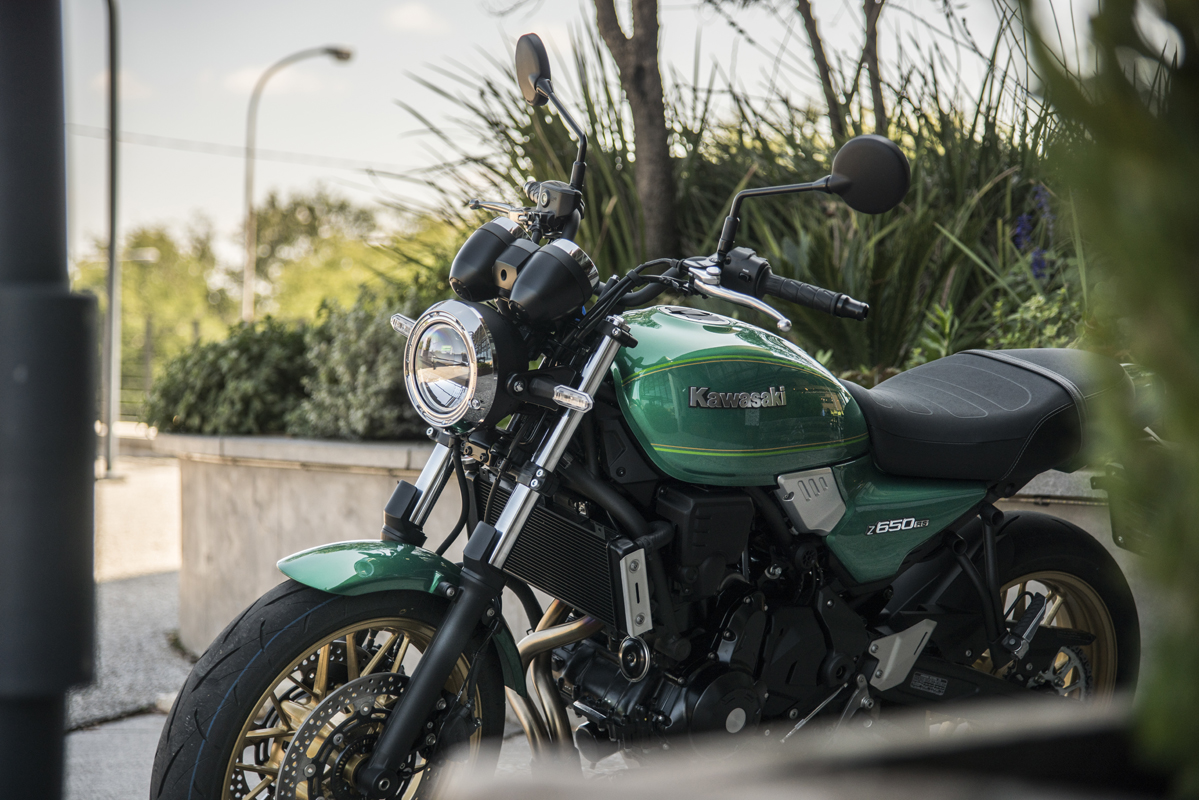 Kawasaki Z650 RS: Built to woo young riders, what you get in this premium  bike? check price, availability, features, specs and more