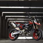 MY24_HYPERMOTARD_698_MONO_DYN _39__UC575963_High