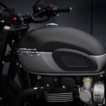 2021-Triumph-Bonneville-T120-Black-Detail-02