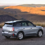 P90553617_highRes_mini-countryman-c-06