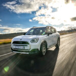 P90553688_highRes_mini-countryman-s-06