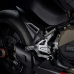 MY25_DUCATI_PANIGALE_V2_SUPERQUADRO_FE _23__UC659761_Low