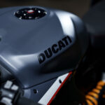 MY25_DUCATI_PANIGALE_V2_SUPERQUADRO_FE _51__UC659783_Low