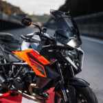 638487_MY25 KTM 1390 SUPER DUKE GT_DETAILS _ PARTS_DETAILS _ PARTS_DETAILS _ PARTS_02_STATIC IMAGES